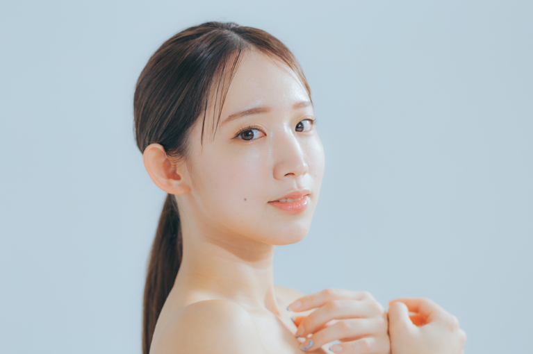 にきび・毛穴の開きは放置するとどうなる？